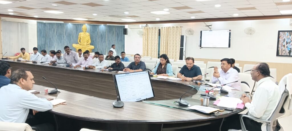 Maharajganj DM Santosh Kumar Sharma