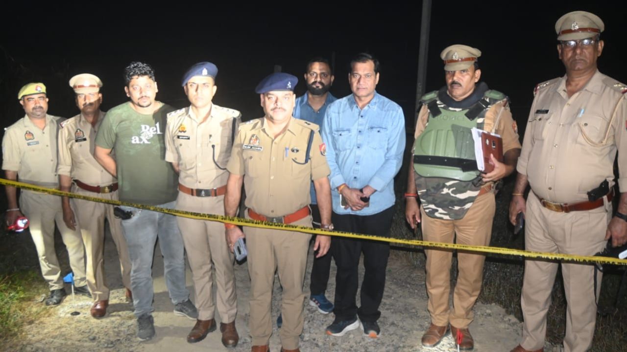 UP Crime News: औरैया में पुलिस मुठभेड़ का सनसनीखेज खुलासा, बदमाश घायल, दो साथी गिरफ्तार; जानें पूरा मामला UP Crime News: औरैया में पुलिस मुठभेड़ का सनसनीखेज खुलासा, बदमाश घायल, दो साथी गिरफ्तार; जानें पूरा मामला
