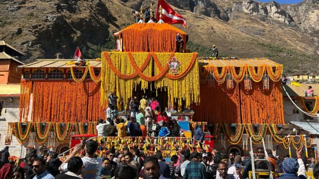Historic Deepotsav in Badrinath-Kedarnath