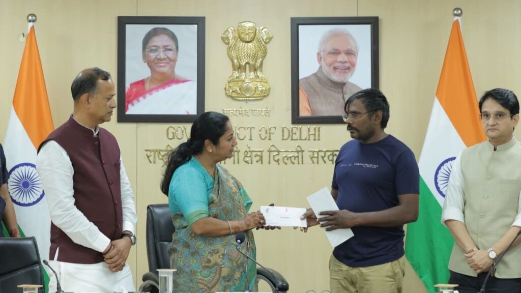 Delhi CM Covid