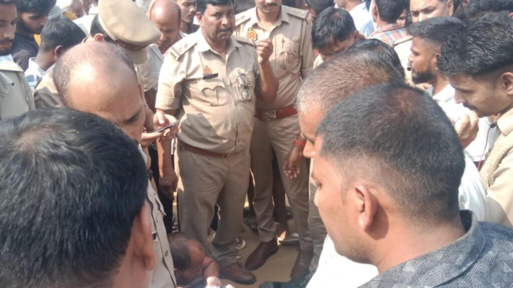 Controversy escalates in Maharajganj over the installation of a stake