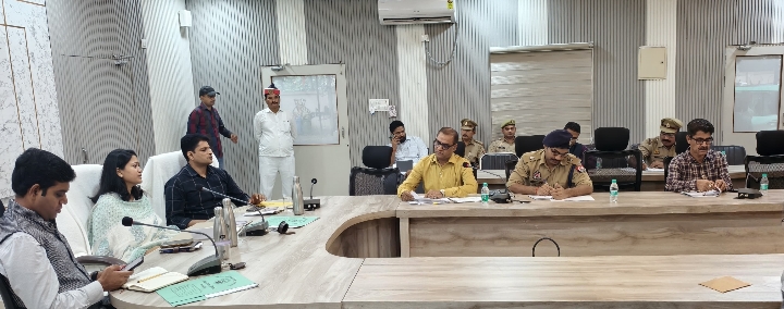 Raebareli School: स्कूल और कॉलेज जाते छात्रों के लिए राहत, सड़क सुरक्षा के नए दिशा-निर्देश जारी