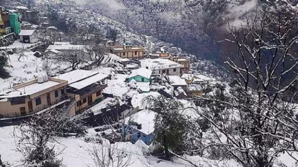 snowfall in Uttarakhand