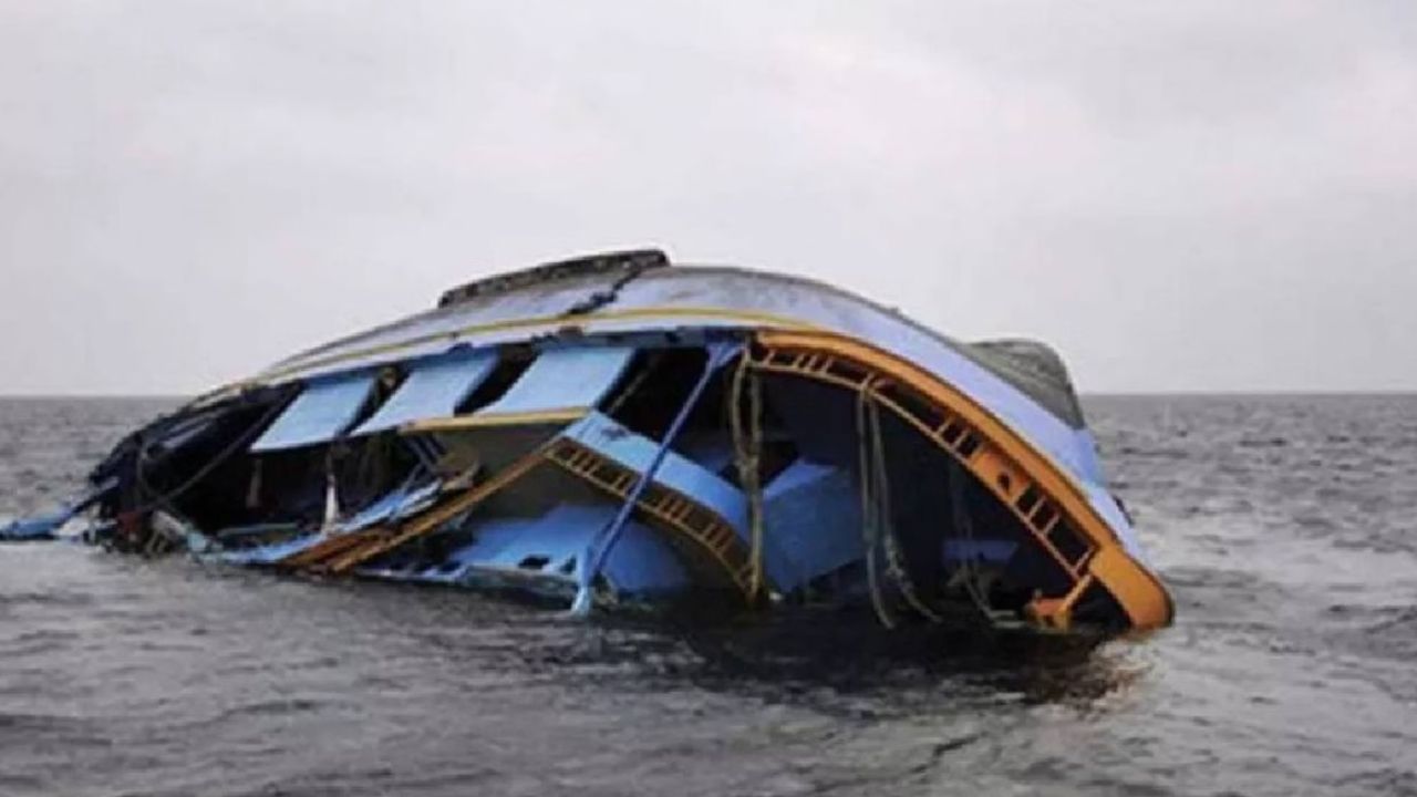 बहराइच में बड़ा हादसा: कौड़ियाला नदी में नाव डूबने से 22 लोग लापता, प्रशासन ने तलाश अभियान किया तेज