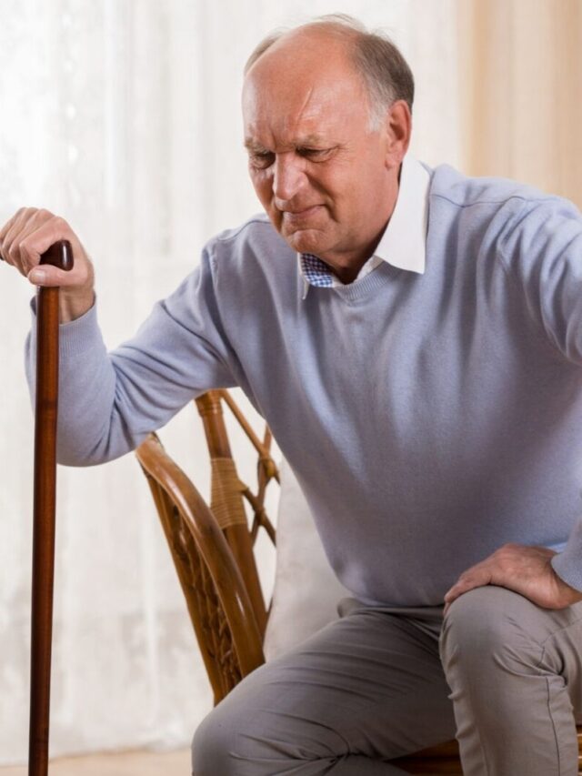 हाई यूरिक एसिड पर कंट्रोल करने वाले 4 सुपरफ्रूट्स