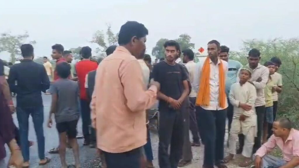 fatehpur Road Accident