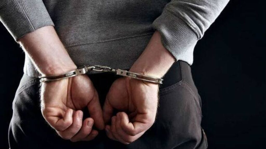 Gangsters Arrested