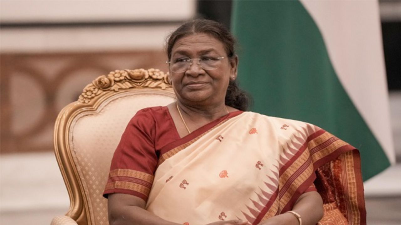 राष्ट्रपति द्रौपदी मुर्मू की प्रस्तावित नैनीताल यात्रा को लेकर तैयारियां तेज, राज्यपाल ने की समीक्षा बैठक राष्ट्रपति द्रौपदी मुर्मू की प्रस्तावित नैनीताल यात्रा को लेकर तैयारियां तेज, राज्यपाल ने की समीक्षा बैठक