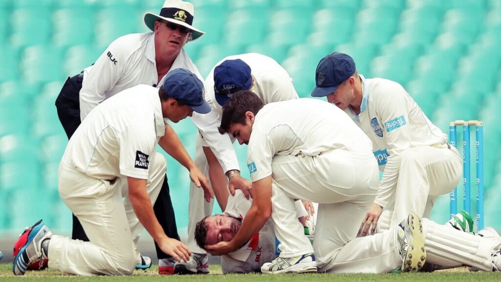 Phil Hughes injured after being hit near the neck (Img: Google)