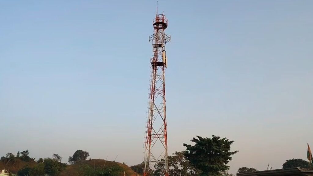 No network wreaks havoc in Sonbhadra