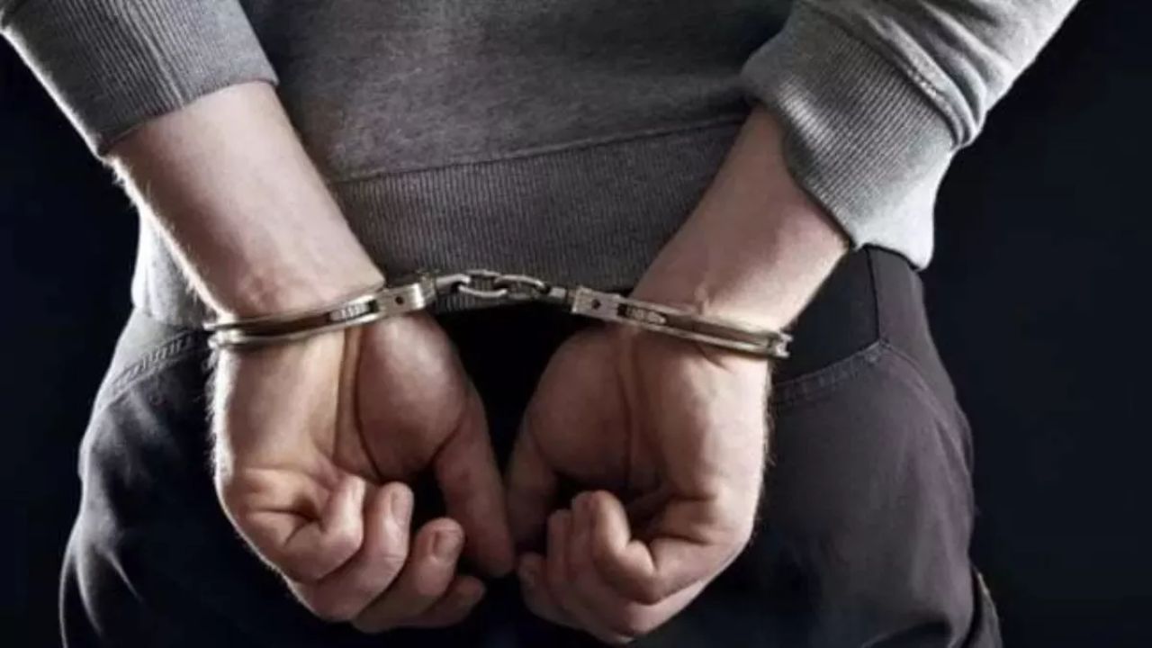Crime in UP: अलीगढ़ में पुलिस ने लूट और मारपीट की घटना का ऐसे किया खुलासा