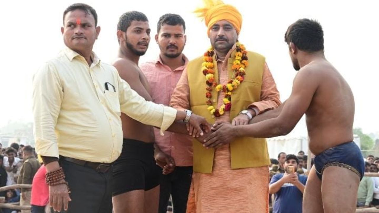 महादेवा महोत्सव 2025: दंगल में देश–विदेश के दिग्गज पहलवानों ने आजमाएं दावपेंच