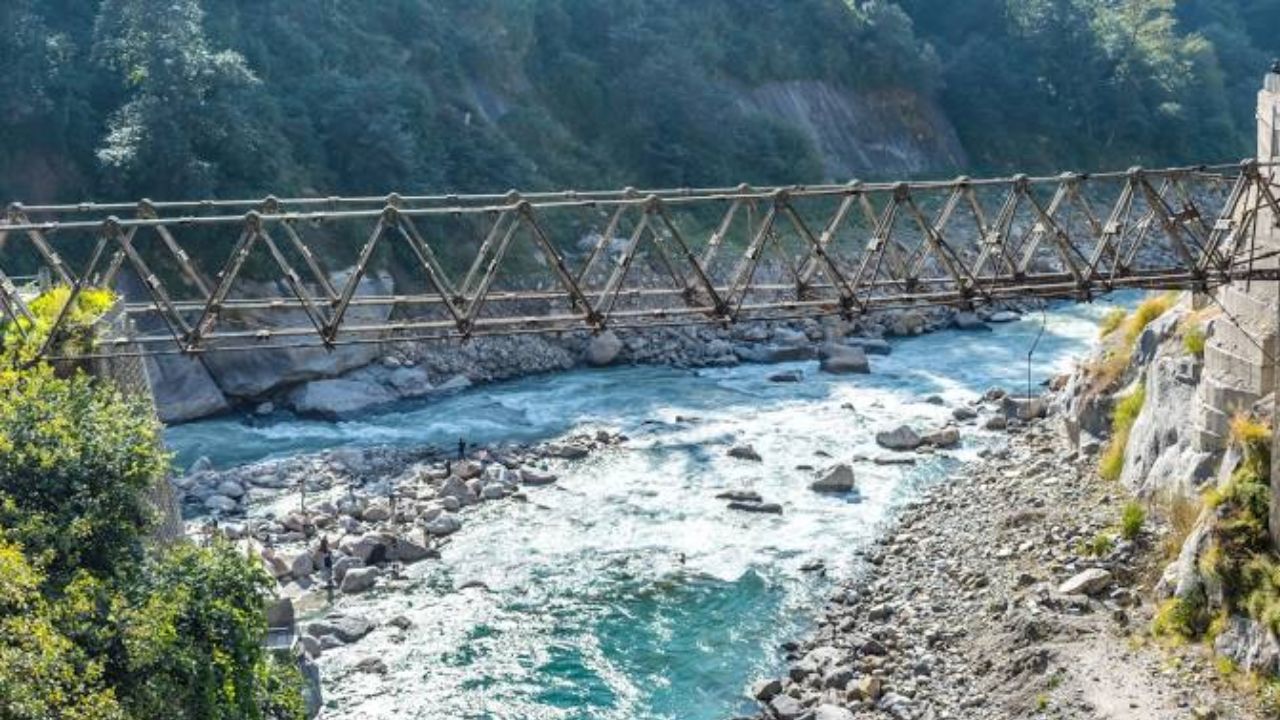 Chamoli: धौली गंगा में बन रही झील ने बढ़ाया खतरा, वैज्ञानिक बोले- कभी भी आ सकती बड़ी आपदा