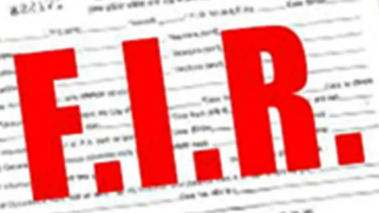 गाजियाबाद में BLO को लापरवाही पड़ी भारी; भड़ेक DM ने दिए एफआईआर के आदेश