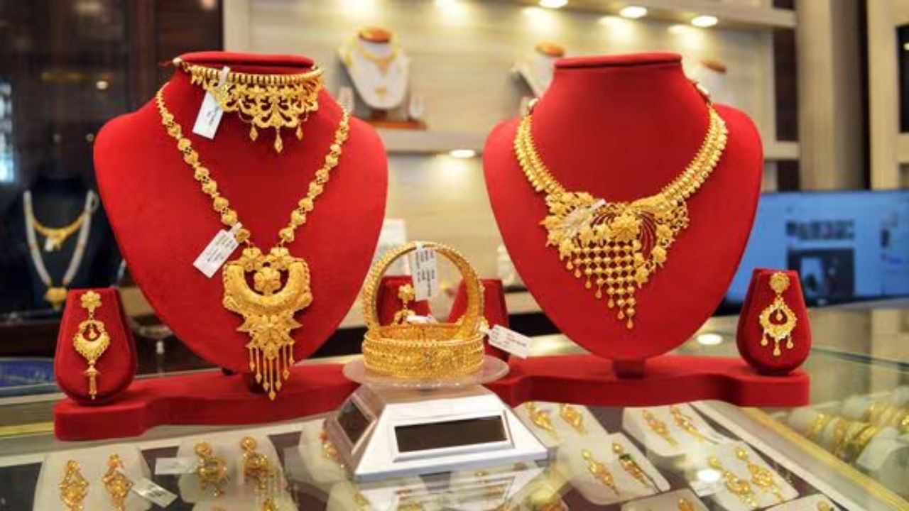 Gold Price History: दुनिया का महंगा मेटल क्यों बना गोल्ड, कैसे घटती-बढत्ती हैं सोना की कीमत? जानिए दिलचस्प तथ्य