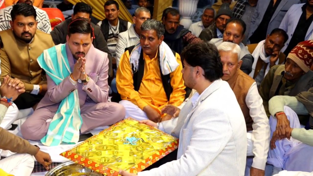 Muzaffarnagar News: सब रस्में चल रही थीं, तभी दूल्हे ने हाथ जोड़कर जो किया… किसी ने सोचा भी नहीं था!