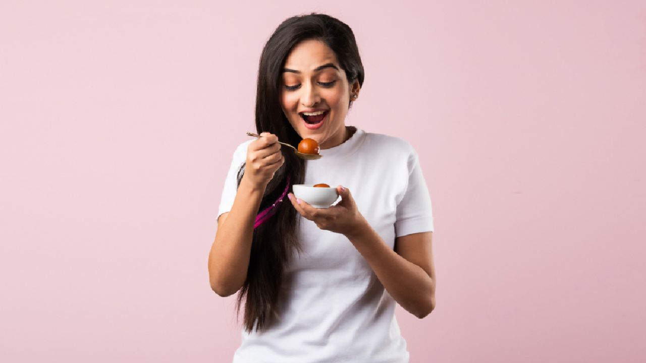 मीठा जहर? आपकी डाइट में छिपी ये शुगर… बढ़ा रही है डायबिटीज, मोटापा और दिल के रोग का खतरा