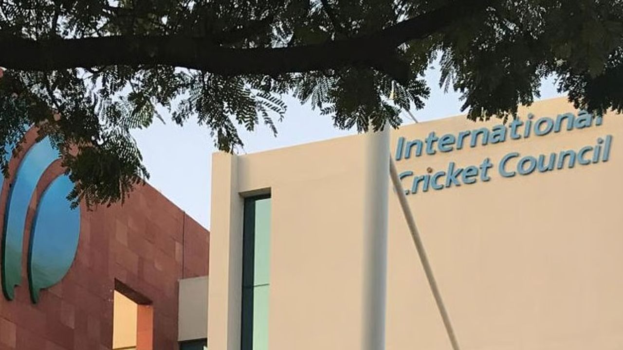 अचानक सस्पेंड हुआ ये क्रिकेटर! ICC ने लगाया बड़ा बैन, जानिए कौन-सी गलती पड़ी भारी