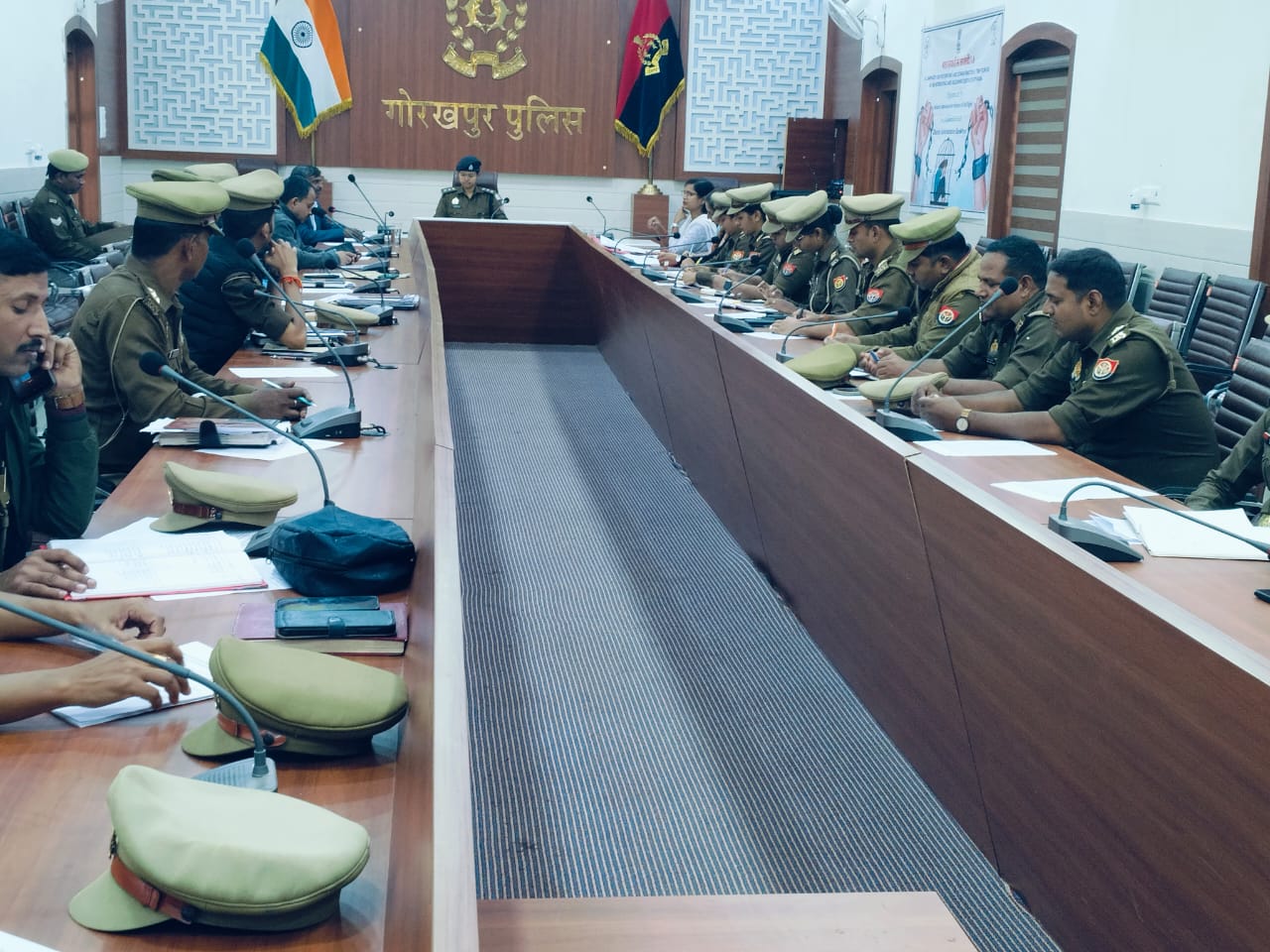 Gorakhpur News: AHT और SJPU की मासिक समीक्षा बैठक, महिला-बच्चा सुरक्षा को लेकर दिए गए सख्त निर्देश