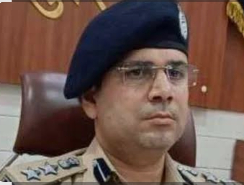 UP News: गोरखपुर में संगठित अपराध पर पुलिस की बड़ी कार्रवाई, जानें पूरी खबर