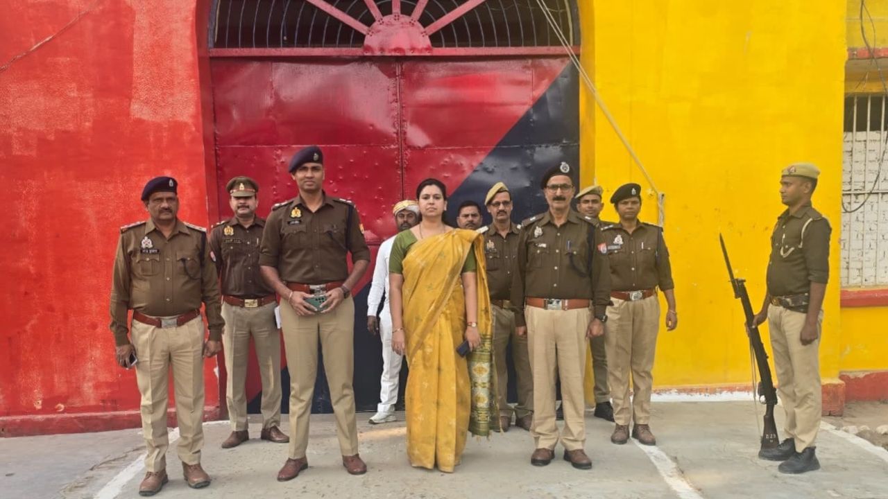 देवरिया जिला कारागार में हुई बड़ी समीक्षा, जानिए क्यों पहुंची उच्च अधिकारी टीम