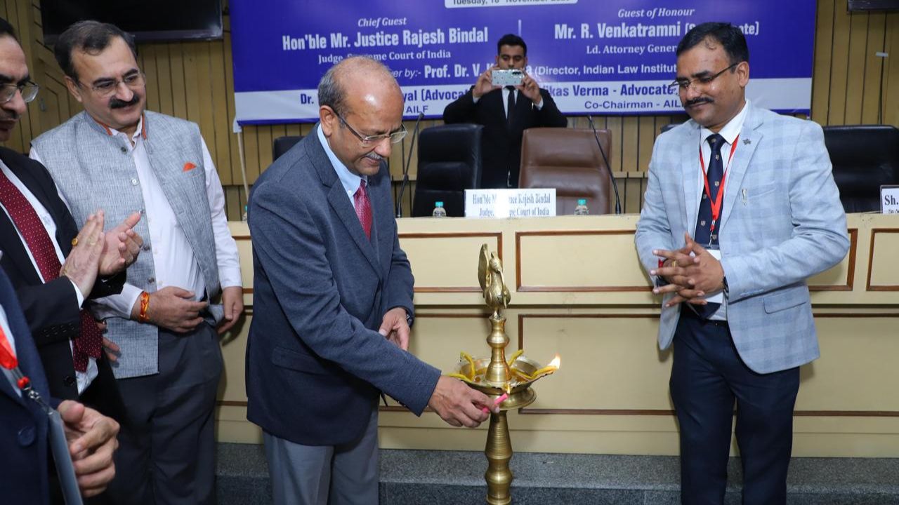 सुप्रीम कोर्ट के जज जस्टिस राजेश बिंदल बोले- एआई से न्याय व्यवस्था में सकारात्मक बदलाव संभव, लेकिन वैज्ञानिक सोच जरूरी