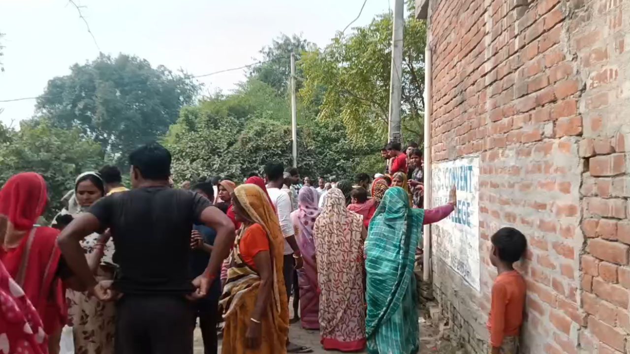 Barabanki News: बोरिंग के विवाद में युवक ने खुद को लगाई आग, हालत गंभीर