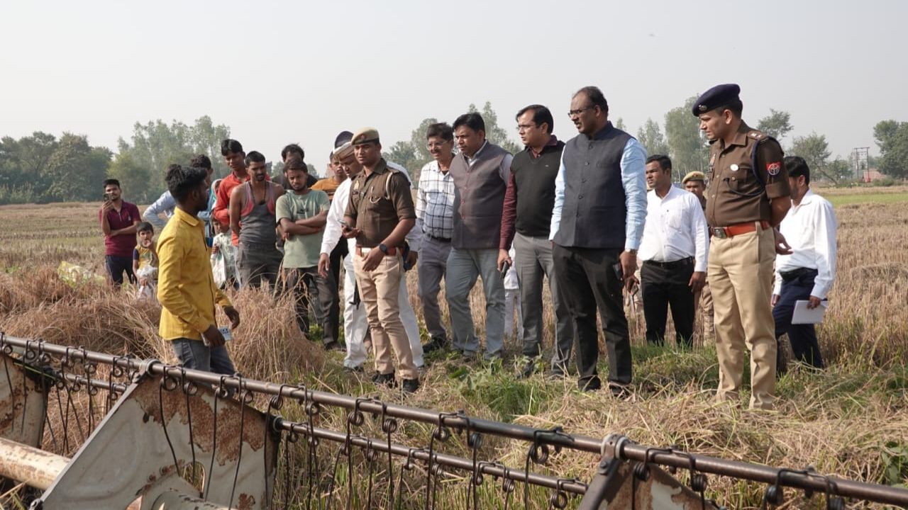 पराली जलाने पर प्रशासन का सख्त एक्शन: DM-SP ग्राउंड जीरो पर, बिना SMS कंबाइन सीज