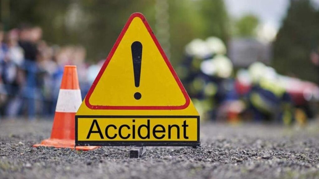 Maharajganj Accident News 