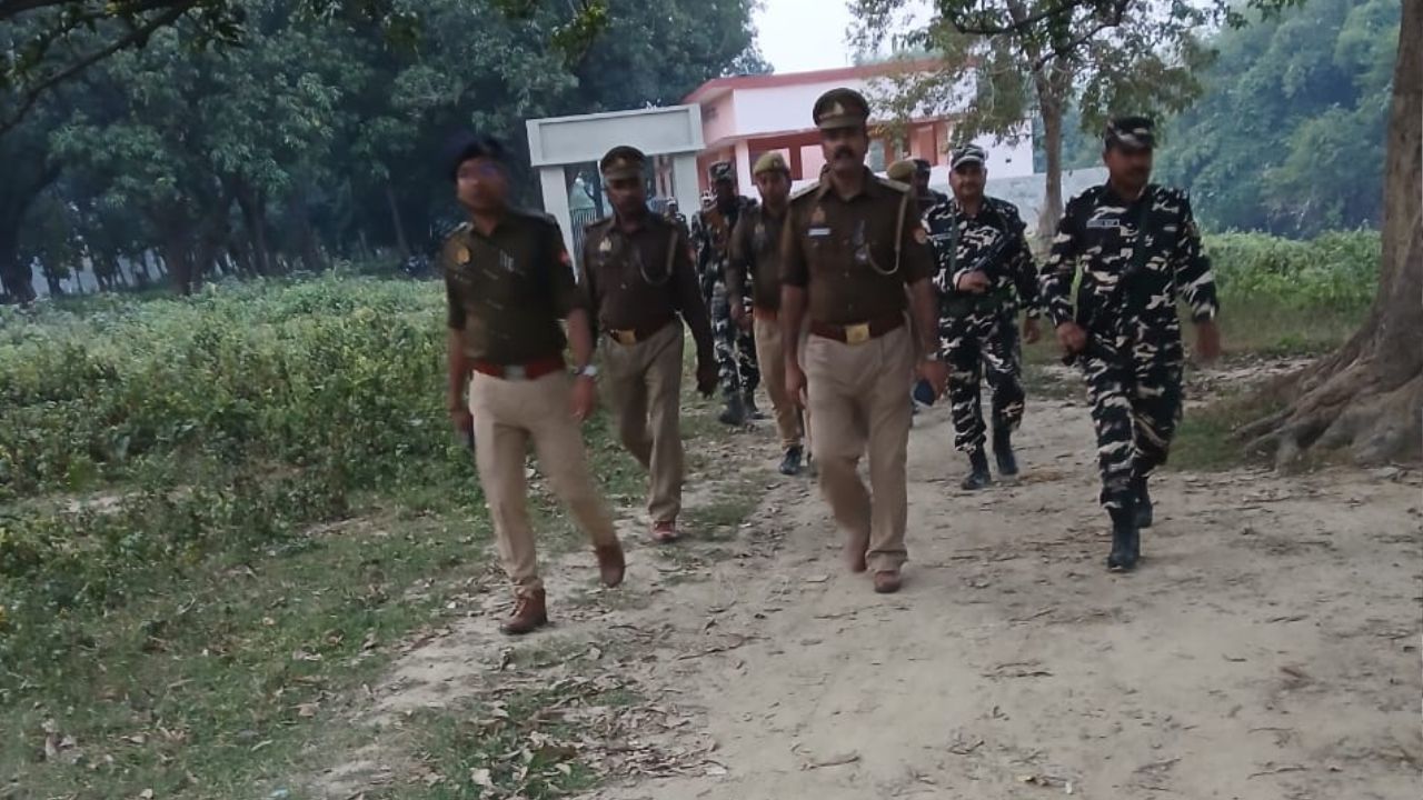 Indo-Nepal Border पर सीओ के नेतृत्व में पैदल मार्च: तस्करी पर लगाम कसने की मुहिम