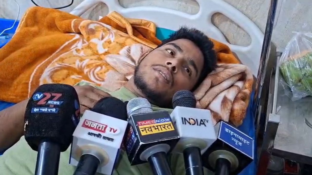 पुलिस ने दर्ज किया मामूली मुकदमा: युवक को दबंगों ने पीट-पीट कर किया अधमरा, वायरल वीडियो से मचा हड़कंप