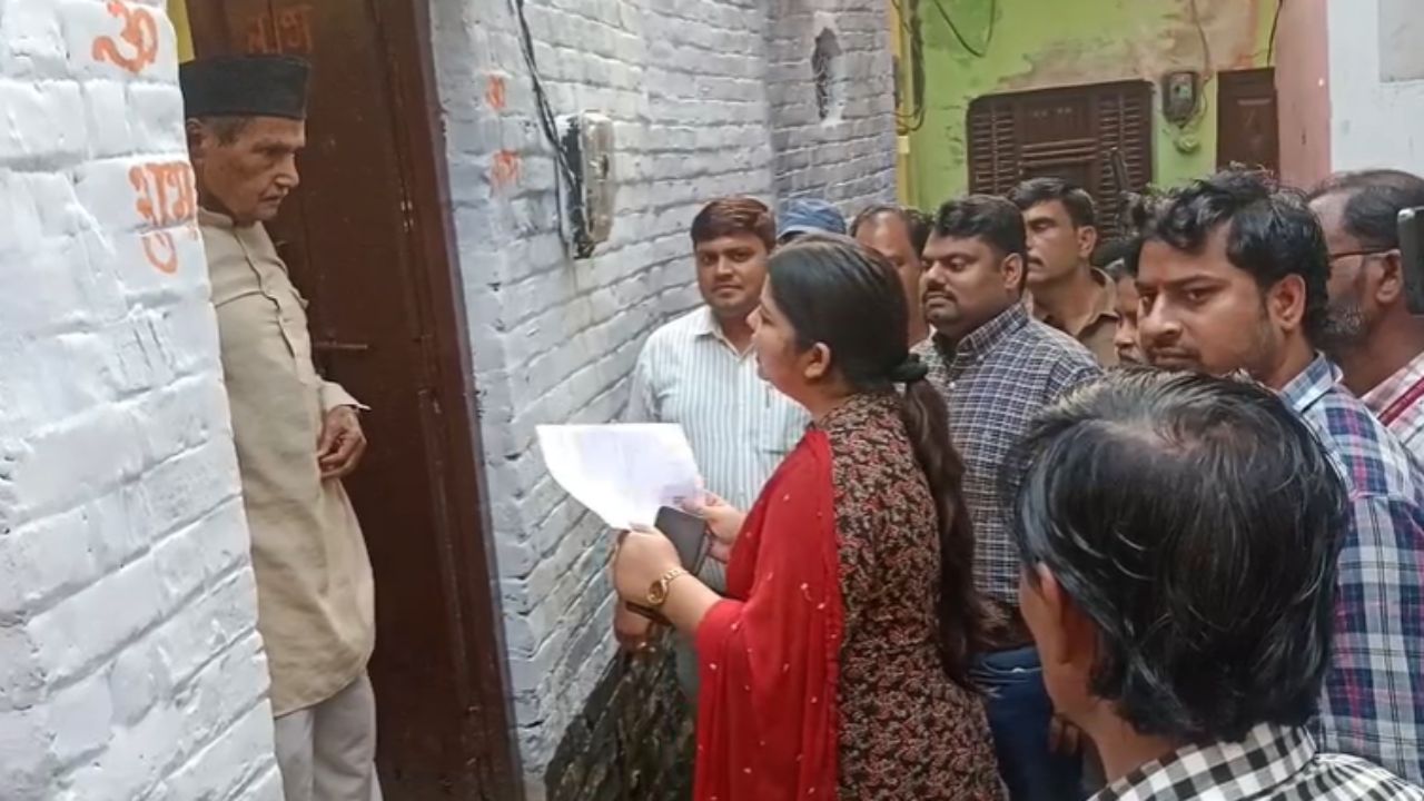 कोई भी मतदाता न रहे वंचित: करहल से शुरू हुआ SIR अभियान, एसडीएम ने की पहल