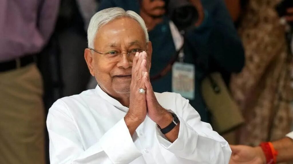 CM Nitish submitted his resignation to the Governor