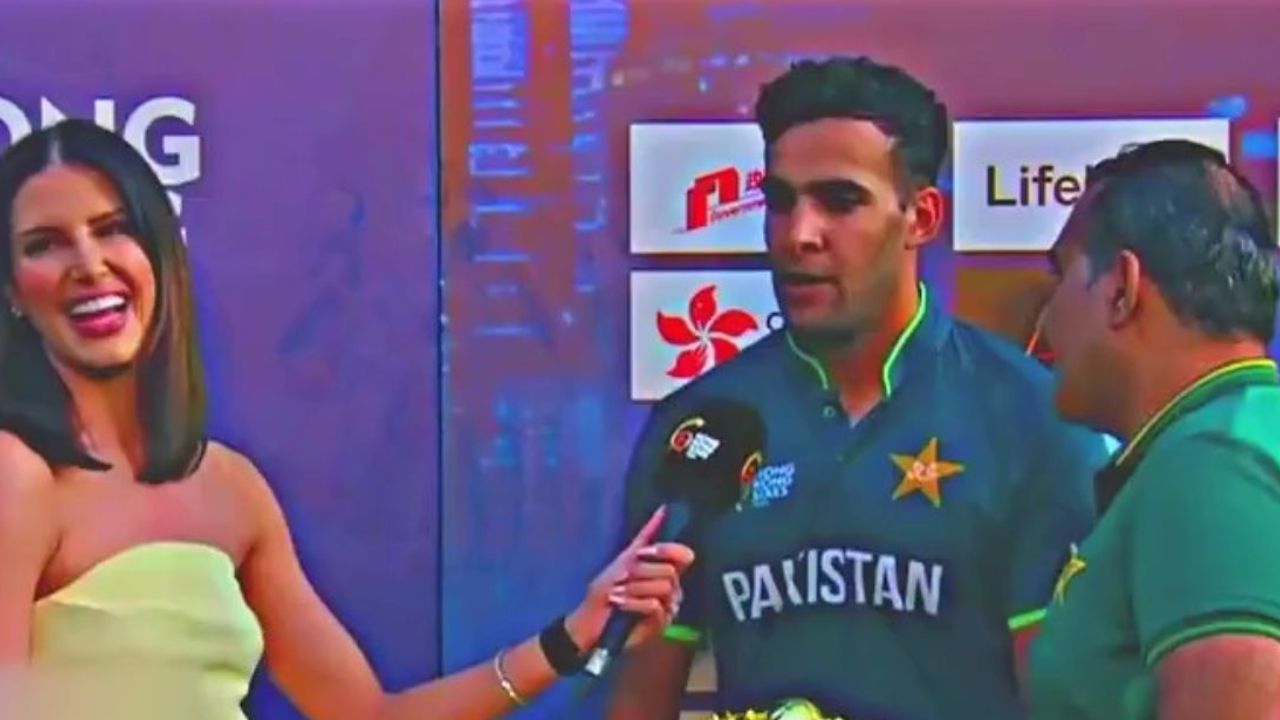 PAK अधिकारी के सामने शेक्सपियर की ‘अंग्रेजी फेल’! देखें हांगकांग सिक्सेस प्रेजेंटेशन का ये VIDEO