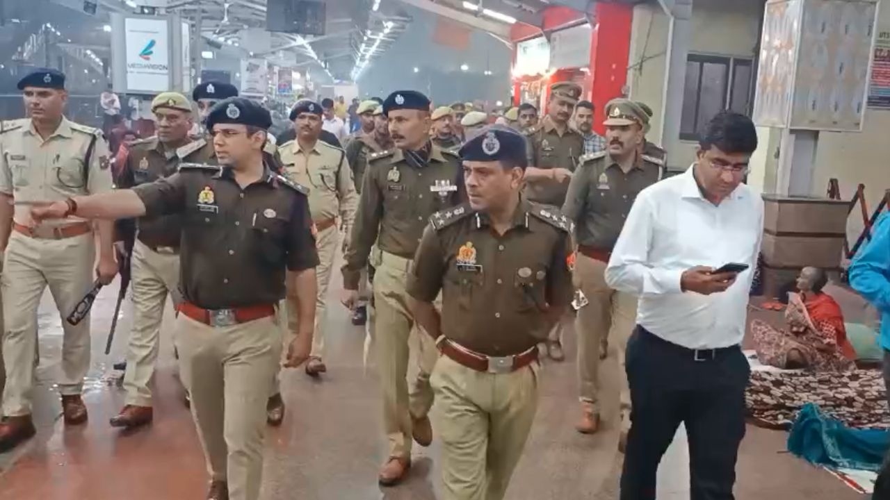 लाल किले धमाके के बाद गोरखपुर में सुरक्षा एजेंसियां अलर्ट मोड पर, पुलिस-प्रशासन ने संभाला मोर्चा