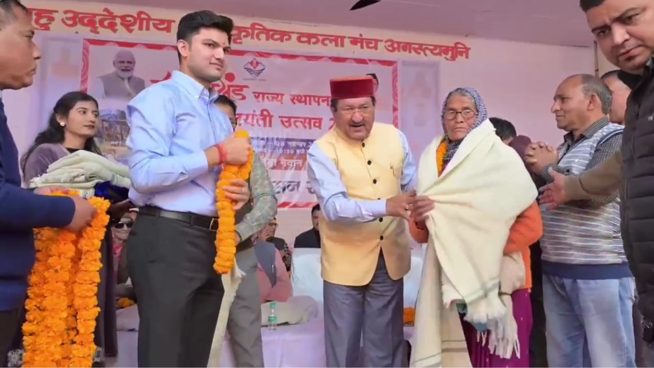 उत्तराखंड राज्य स्थापना की 25वीं वर्षगांठ पर राज्य के आंदोलनकारियों का भव्य सम्मान समारोह