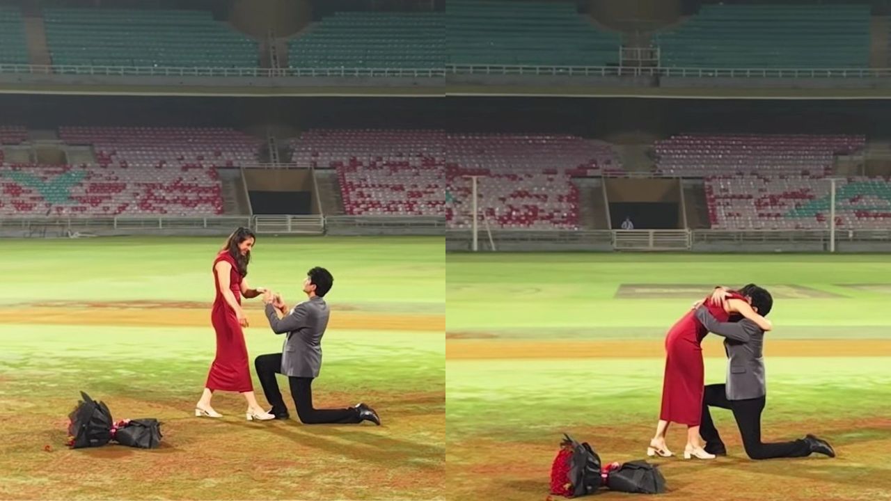 नवी मुंबई के डीवाई पाटिल स्टेडियम में पलाश मुच्छल ने स्मृति को घुटनों पर बैठकर प्रपोज़ किया। स्मृति की आंखों पर पट्टी बंधी थी और पट्टी हटते ही पलाश ने उन्हें गुलाब और रिंग दी। यह पल देखकर स्मृति इमोशनल हो गईं। (Img: Instagram)