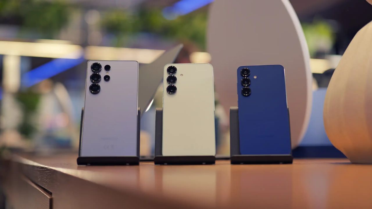 Samsung Galaxy S26 Series की लीक हुई स्पेसिफिकेशन्स, अल्ट्रा मॉडल में हो सकते हैं ये बड़ा सरप्राइज