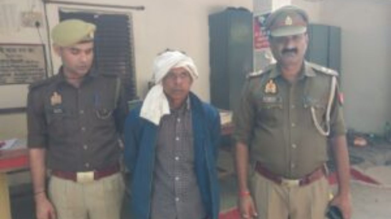 Kanpur Dehat Crime: कानपुर देहात में मुखबिर की सूचना पर छापा, मुख्य आरोपी संजय को पुलिस ने दबोचा