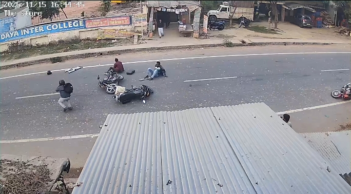 रायबरेली: किलौली चौराहे पर हुआ दिल दहला देने वाला हादसा, CCTV वीडियो वायरल होते ही मचा हड़कंप
