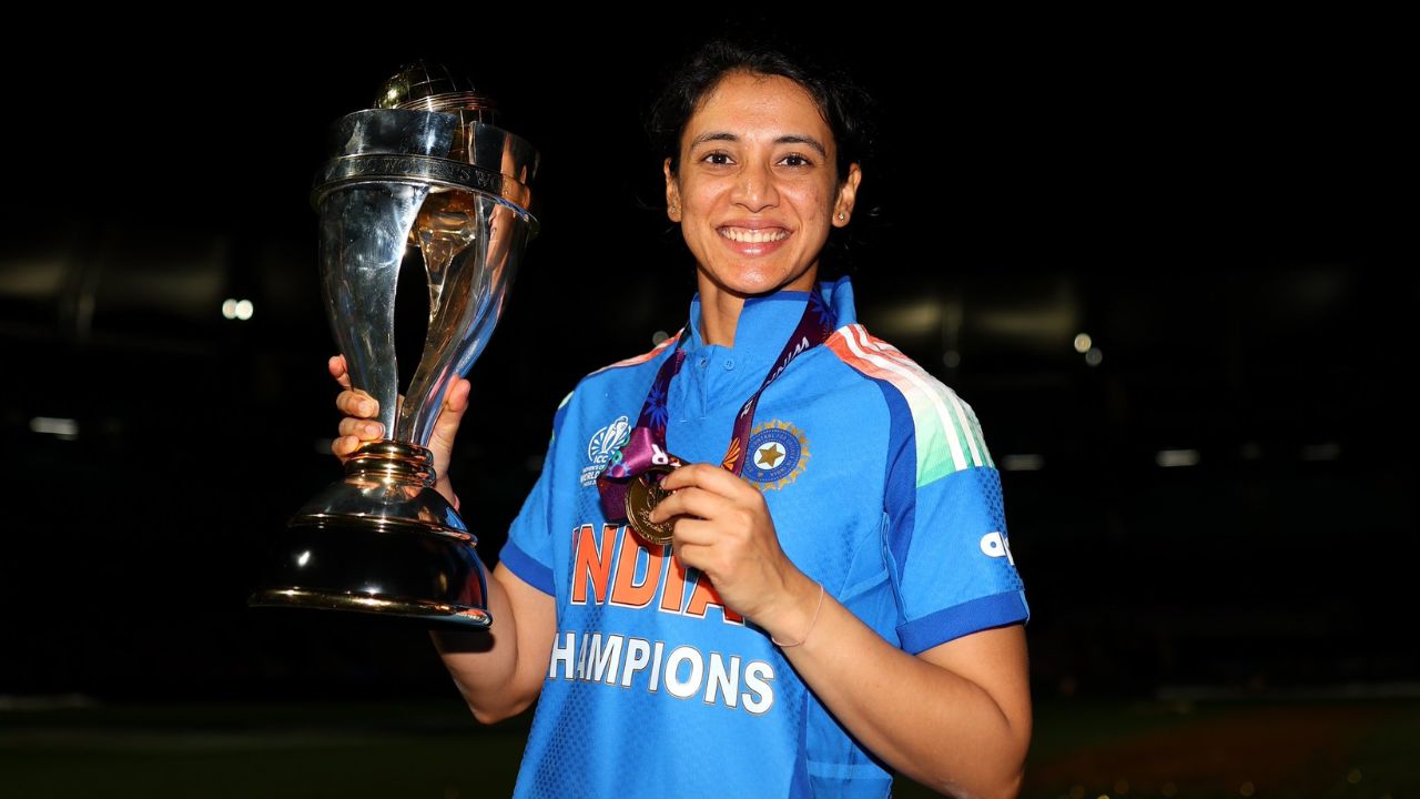 Smriti Mandhana: लाखों की कार, आलीशान घर… कितनी है भारत की क्वीन स्मृति मंधाना की नेटवर्थ?
