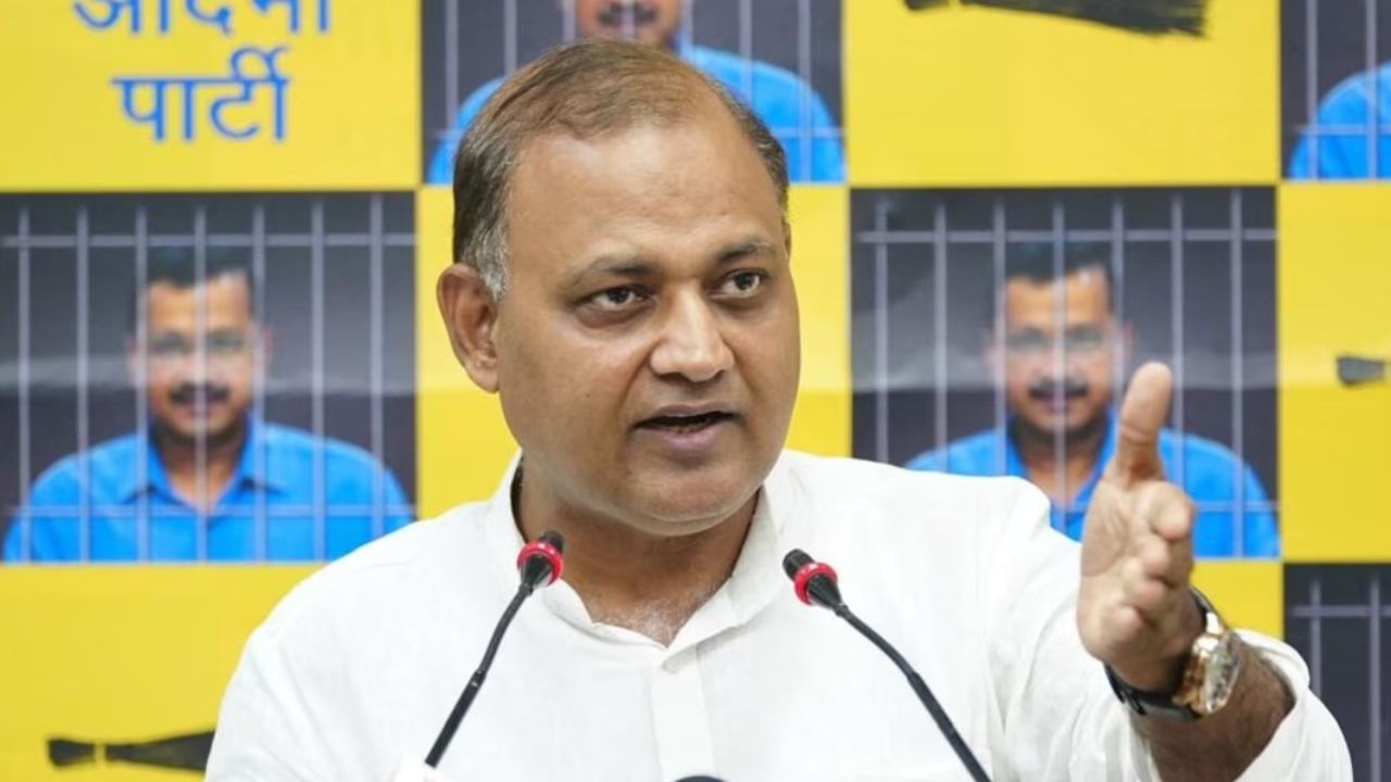 दिल्ली के पूर्व मंत्री सोमनाथ भारती फरार घोषित! रायबरेली कोर्ट ने जारी किया गैर-जमानती वारंट, जानें पूरा मामला