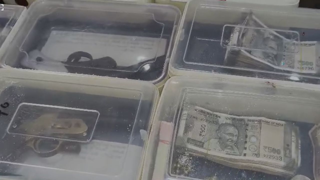 Bulandshahr Crime: बुलंदशहर में बढ़ता चोरों का आतंक, लाखों की चोरी का पुलिस ने ऐसे किया बड़ा खुलासा