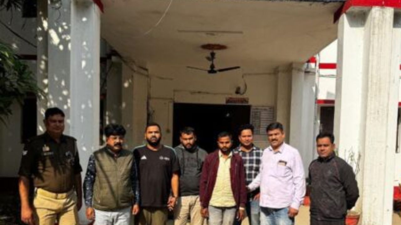 ओवरलोड वाहनों से अवैध वसूली में UP STF की बड़ी कार्रवाई, खनन और परिवहन विभाग में हड़कंप