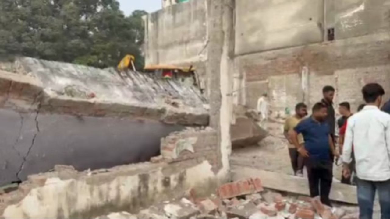 ऋषिकेश में बड़ा हादसा टला, ओंकारानंद स्कूल के पास दीवार ढही; ठेकेदार पर आरोप