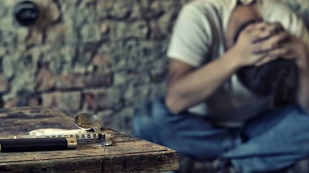 Nainital News: नैनीताल पुलिस का नशा तस्करों पर बड़ा प्रहार, धर दबोचे गए