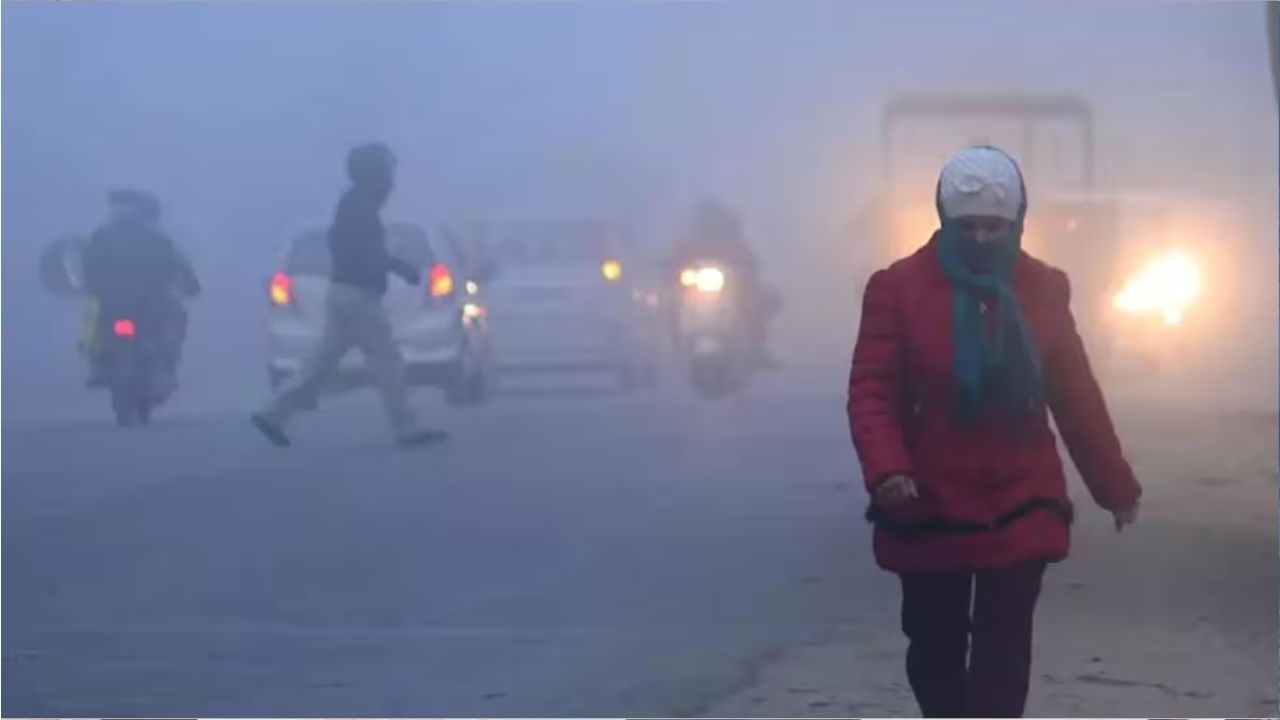 Weather Update: कश्मीर-हिमाचल में माइनस में गया पारा; अब कोहरे का साथ दिल्ली और यूपी बढ़ेगी ठिठुरन