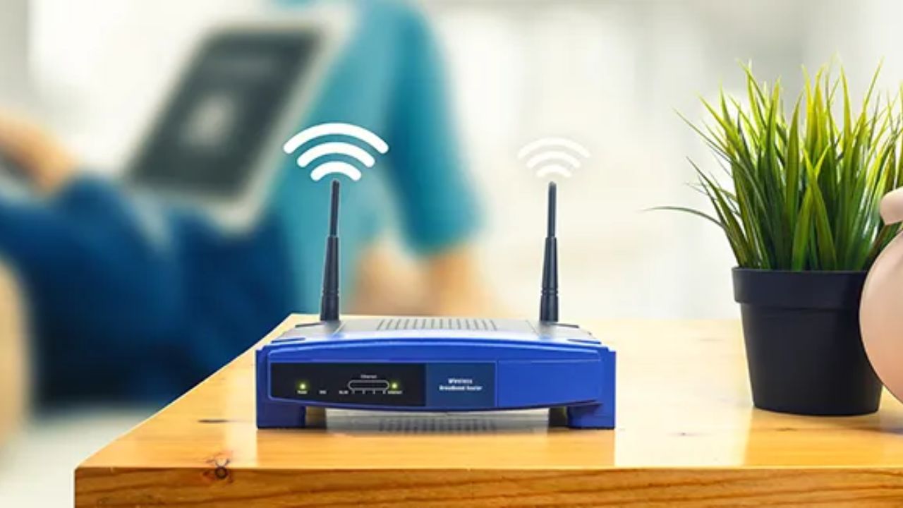 Tech News: Wi-Fi राउटर से भी हो सकती है जासूसी, नई स्टडी में हुआ ये चौंकाने वाला खुलासा