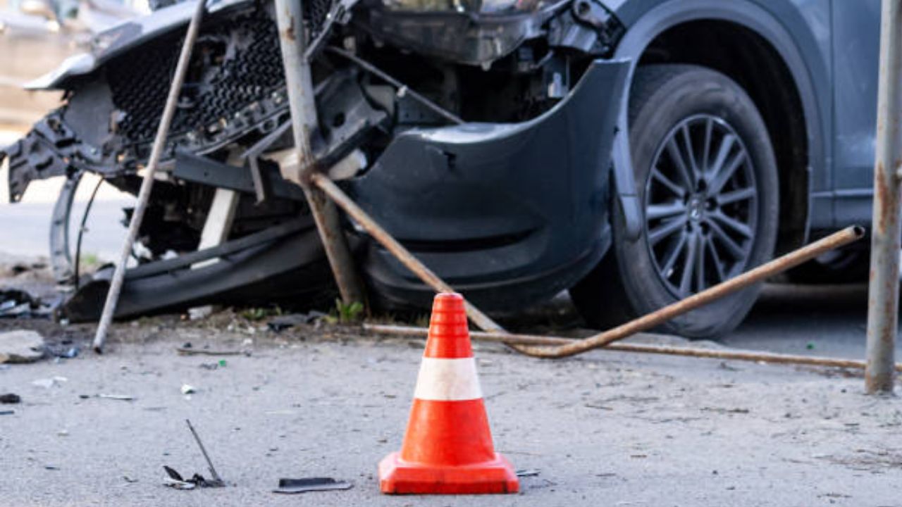 सहारनपुर एक्सप्रेसवे पर ओवरलोड डंपर ने ली 7 जिंदगी, पूरा परिवार खत्म