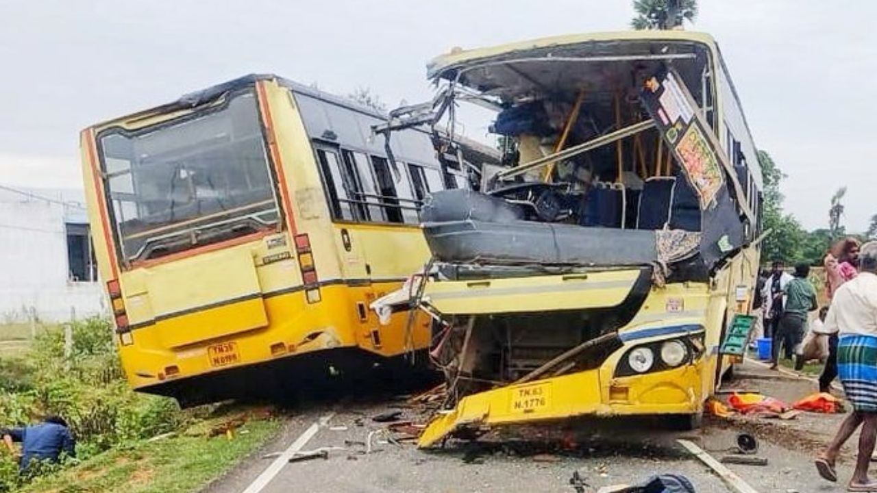 Tamil Nadu: शिवगंगा में भीषण सड़क हादसा, दो बसों की टक्कर में 7 की मौत, 40 लोगों की जिंदगी खतरे में